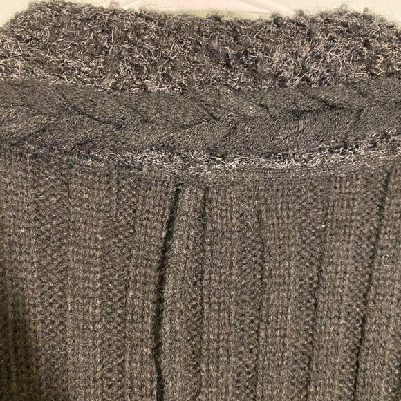 The Pyramid Collection Womens Black chunky Knit cardigan long sweater ruffle M - Picture 11 of 12